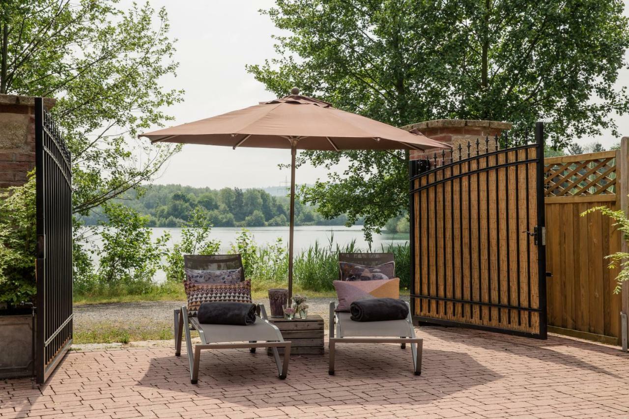 Seehotel Niedernberg - Das Dorf Am See Exterior foto